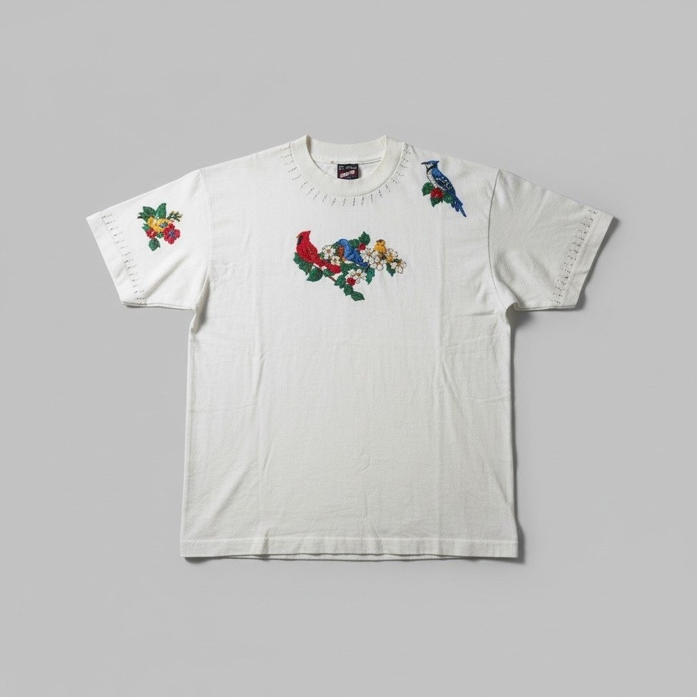 Fruit of the Loom Best Bird Graphic T-Shirt White Glitter Cardinal, Vintage Med